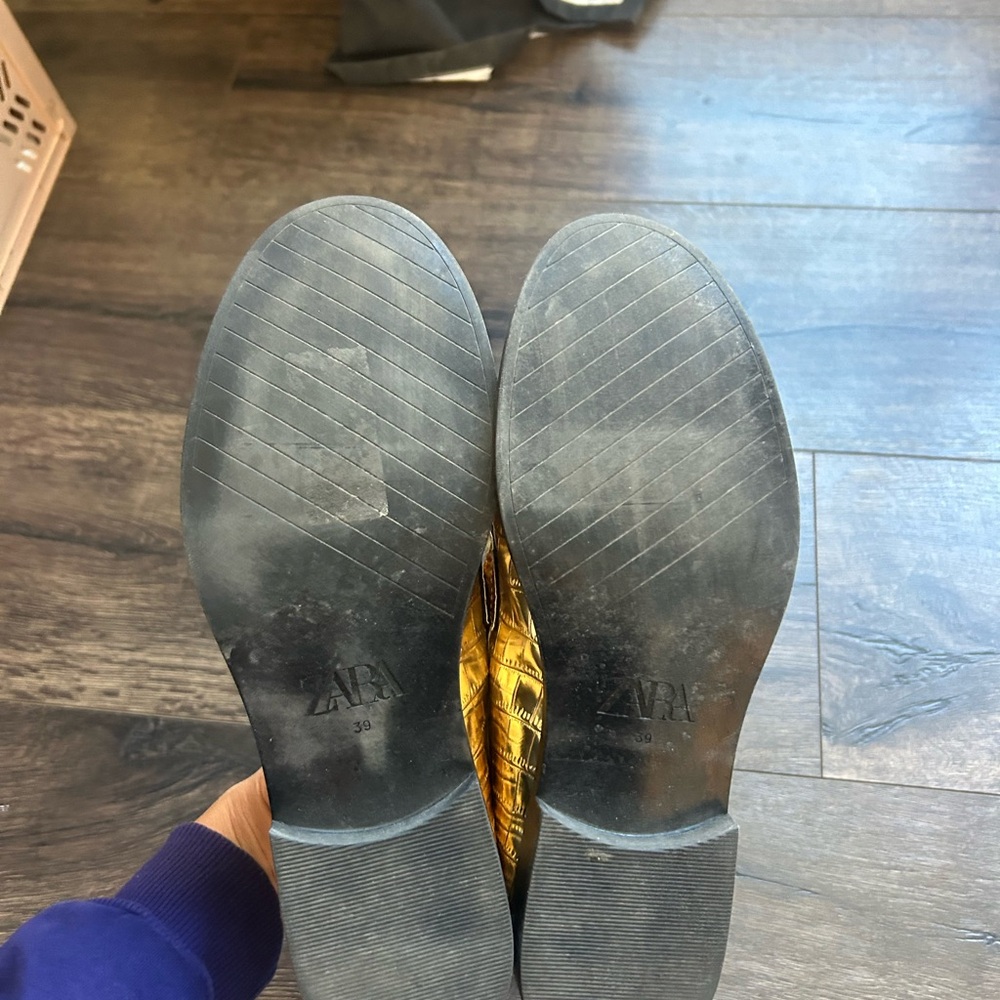 Zara gold leather loafers - Picture 3 of 3